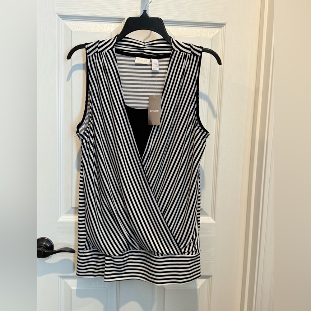 Chico’s Casual Top Size 1 ( 8/10)